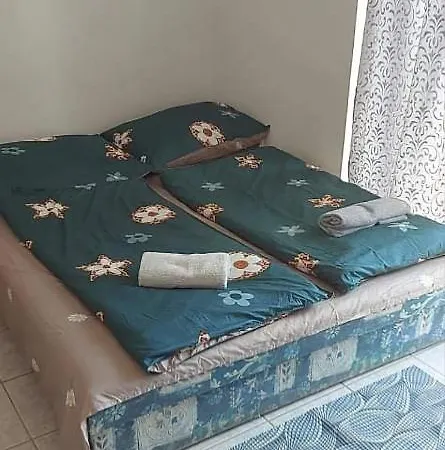 Badacsonyi Privat Berlemeny Δωμάτια σε οικογενειακή κατοικία