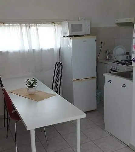 בית אירוח Badacsonyi Privat Berlemeny